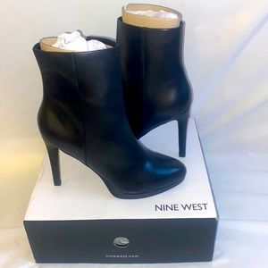 NINE WEST NWB $140 Black sleek boots 8.5
